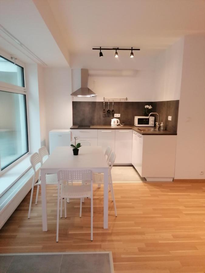 Brand New Two Room Apartment #26 With Free Secure Parking Close To Center Praga Zewnętrze zdjęcie