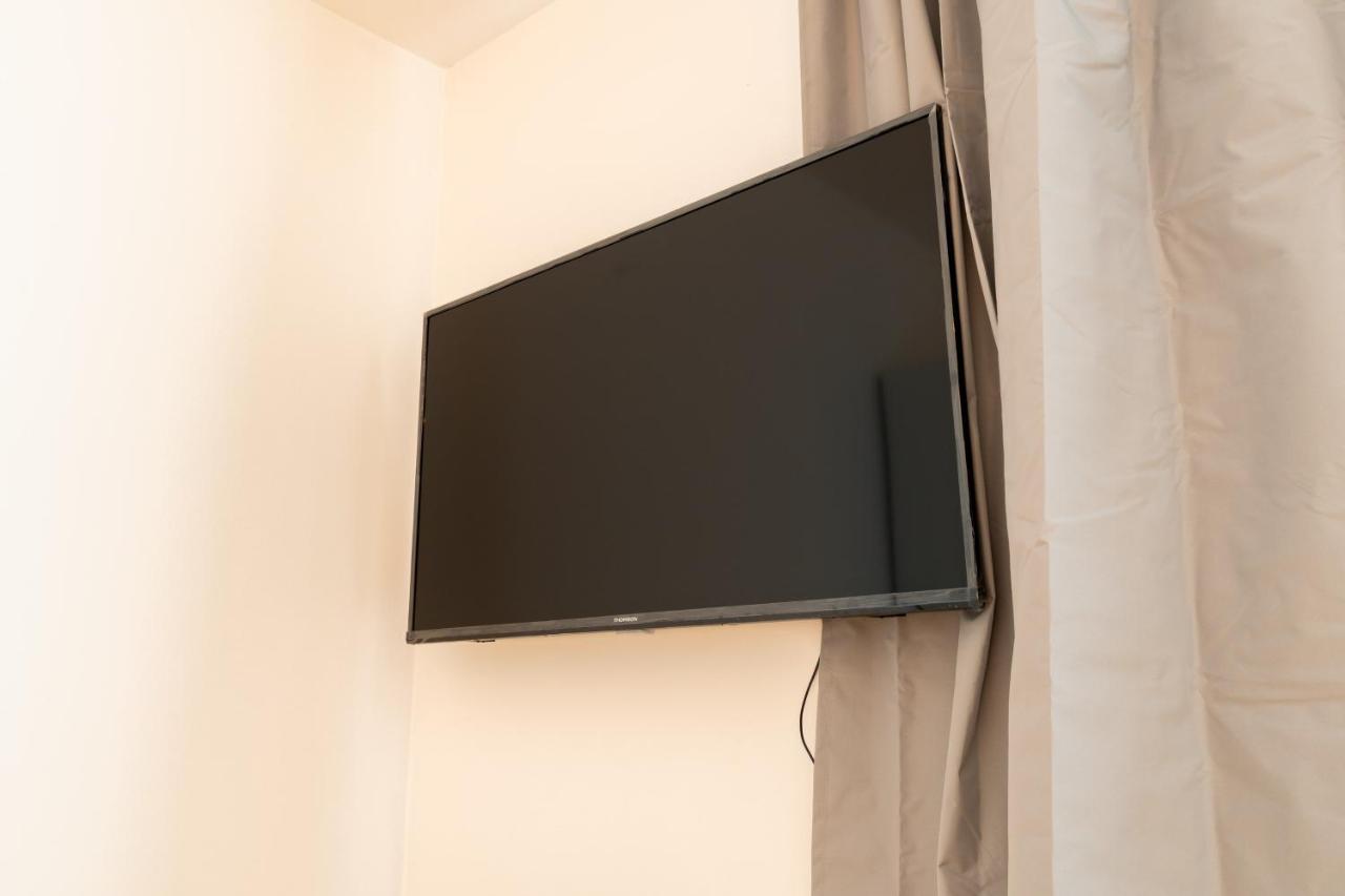 Brand New Two Room Apartment #26 With Free Secure Parking Close To Center Praga Zewnętrze zdjęcie